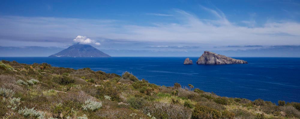 Noleggio Catamarani Isole Eolie